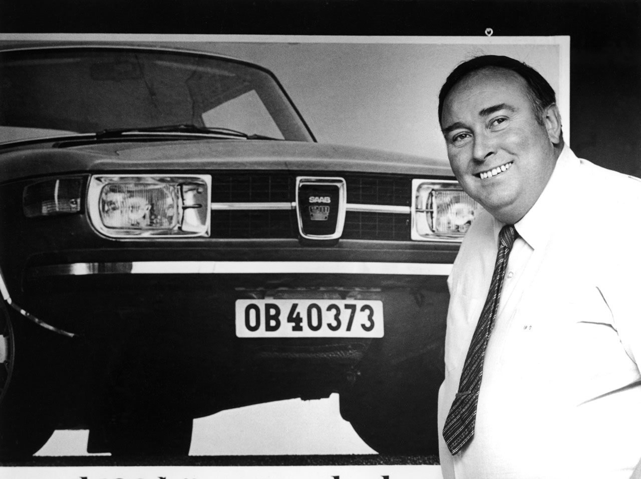 Een zeer trots man. Sixten Sason bij de SAAB 99. Foto: SAAB